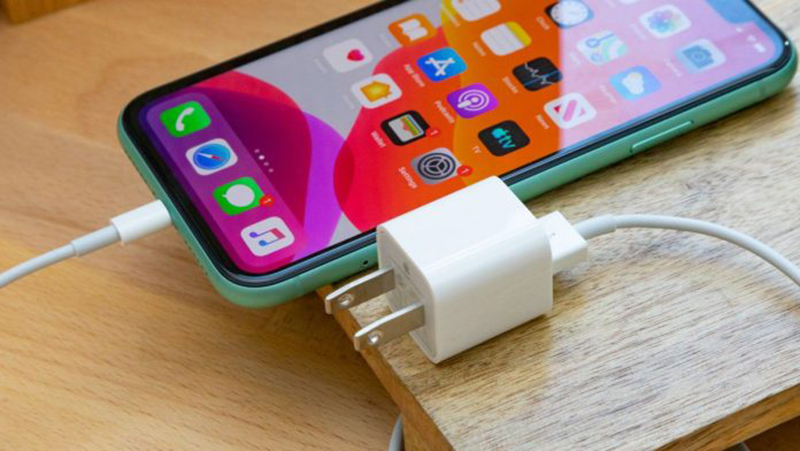 apple-tiet-kiem-nho-bo-cu-sac-sieu-ban-rre