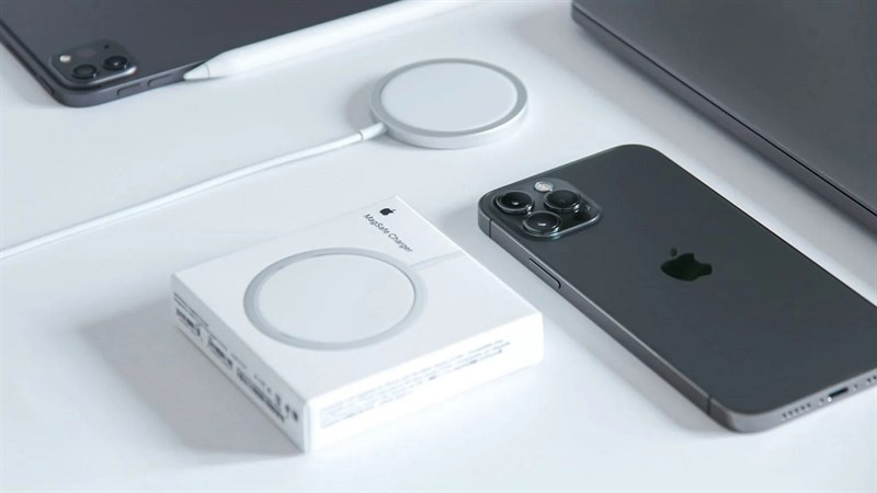 cong-nghe-sac-nhanh-25w-2 su-kien-ra-mat-iphone-13-sieu-ban-re