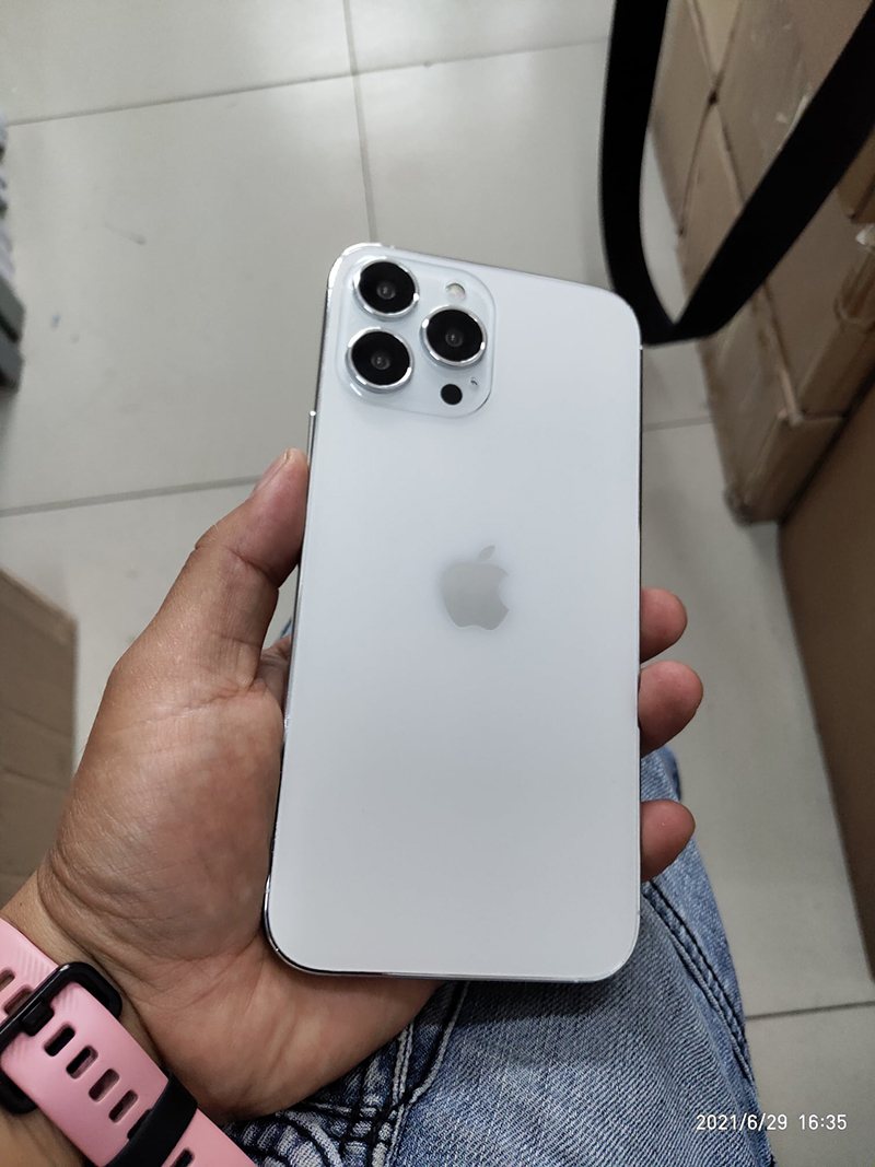 iphone13-hinh-anh-thuc-te-sieu-ban-re