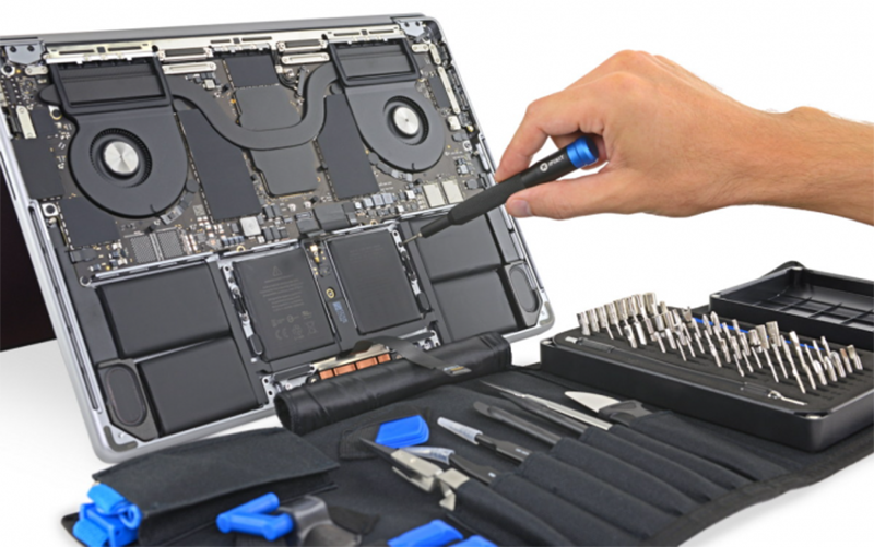mo-bung-macbook-pro-2021-3-696x436-1 macbook-pro-2021-sieu-ban-re