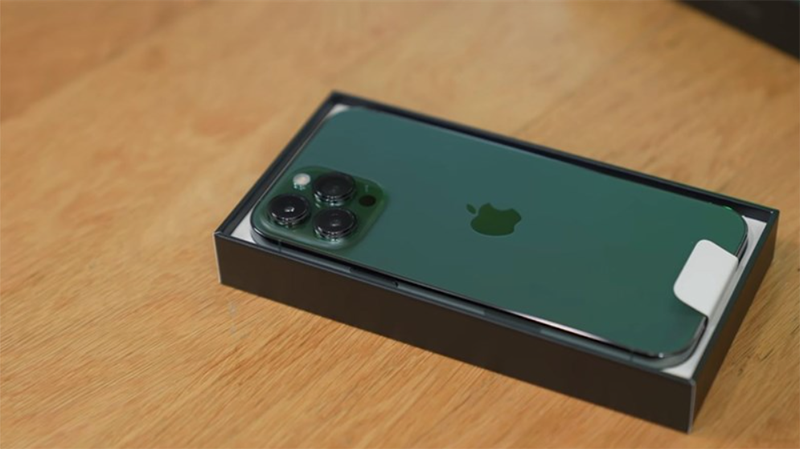 iPhone13-xanh-la-sieu-ban-re