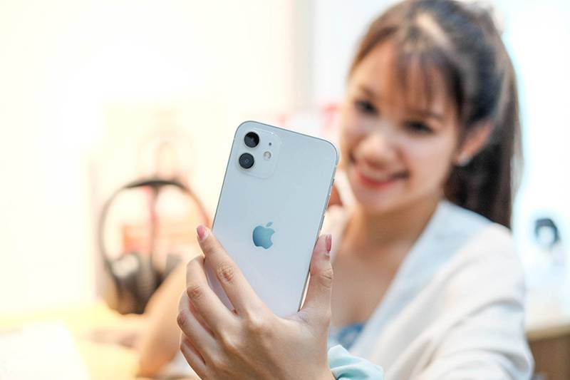 nang_Cap_iphone11_iphone12_sieubanre
