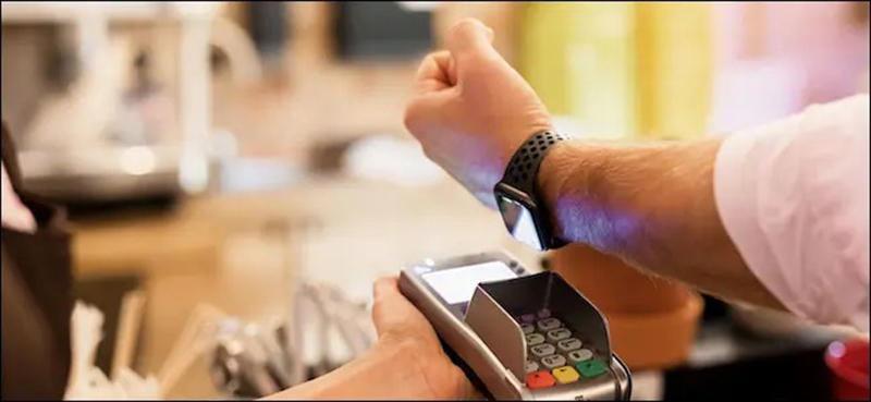 side-button-on-apple-watch-9 tuy-bien-nut-suon-apple-watch-sieu-ban-re